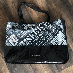 Super large lululemon toat bag!
